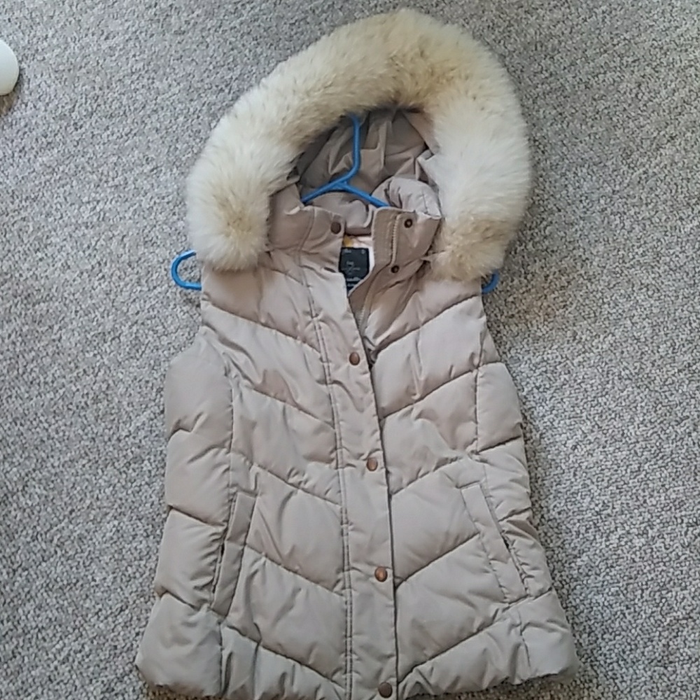 💜 So cute down filled vest with REAL fur 💜